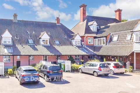 1 bedroom ground floor flat for sale, Bridgecote Lane, Basildon, Essex