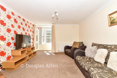 1 bedroom ground floor flat for sale, Bridgecote Lane, Basildon SS15