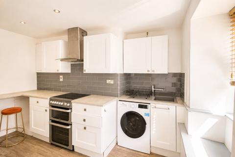 2 bedroom terraced house for sale, Truro Road, Lanivet
