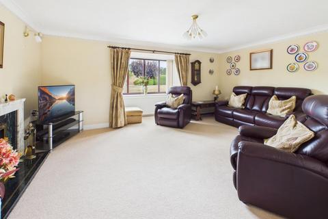 3 bedroom detached bungalow for sale, 16 Grove Drive, Woodhall Spa