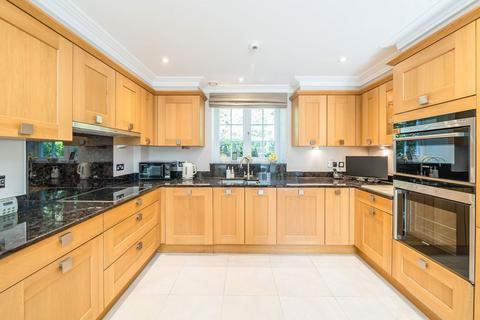 undefined, Coach House Mews, Walton-On-Thames KT12