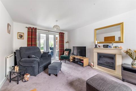 4 bedroom detached house for sale, Swinhoe Road, Great Park, NE13