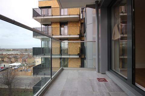 undefined, 450 High Road, Ilford IG1