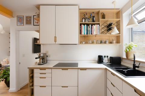 3 bedroom maisonette for sale, Richmond Road, Richmond Road, London E11
