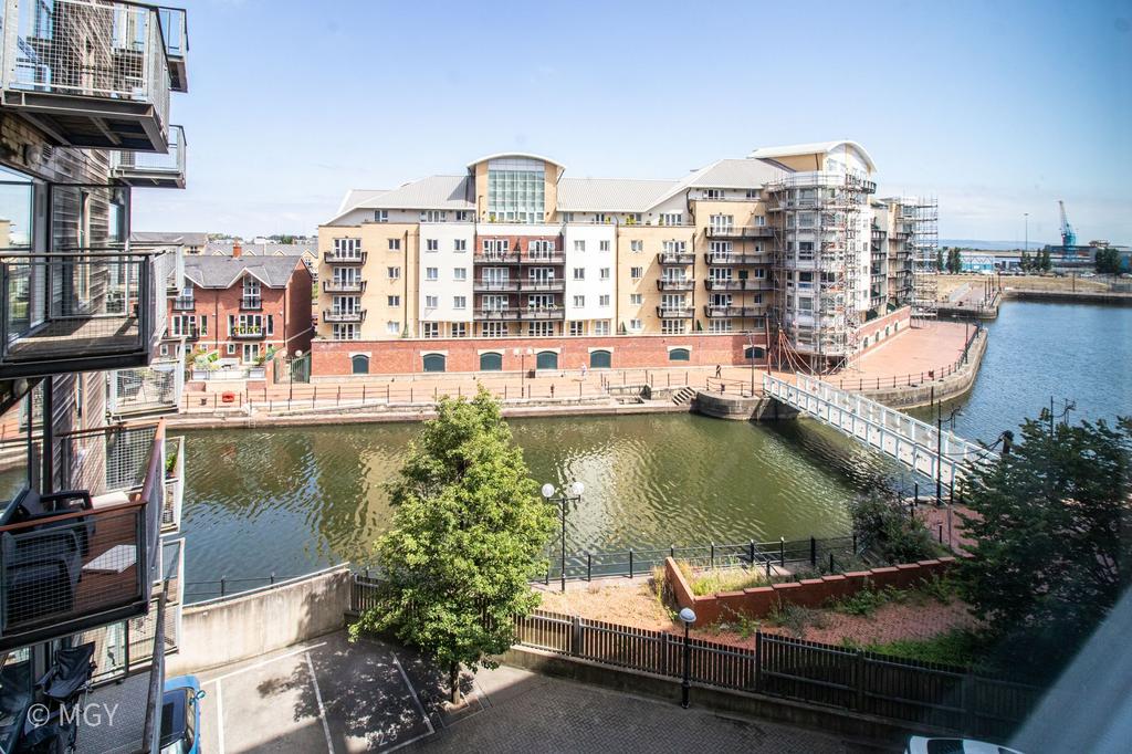 Apartment in Cardiff - View 4