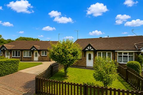 2 bedroom bungalow for sale, The Orchard, Hull HU9