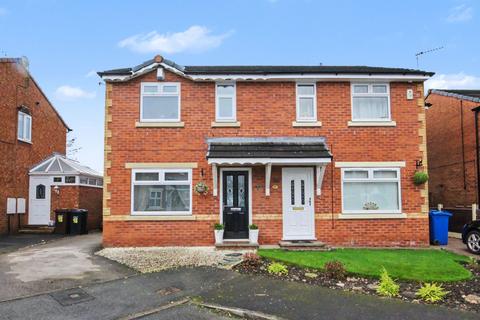 3 bedroom semi-detached house to rent, Hopwood Close, Lowton, WA3