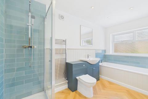 4 bedroom bungalow for sale, New Road, Pontardawe, SA8