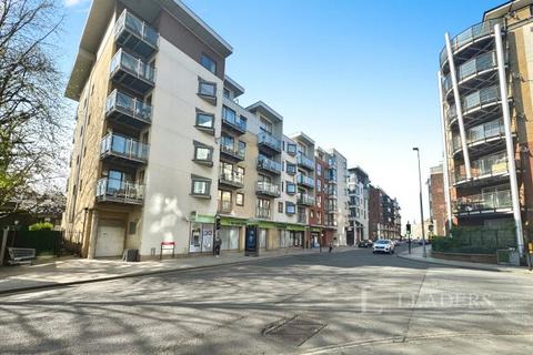 Studio to rent, High Street, Southampton, SO14