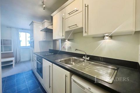 Studio to rent, High Street, Southampton, SO14
