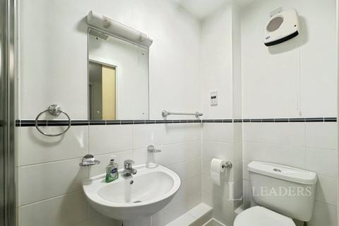 Studio to rent, High Street, Southampton, SO14