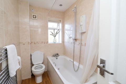 2 bedroom flat for sale, York Place, Worksop S81