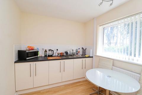 2 bedroom flat for sale, York Place, Worksop S81