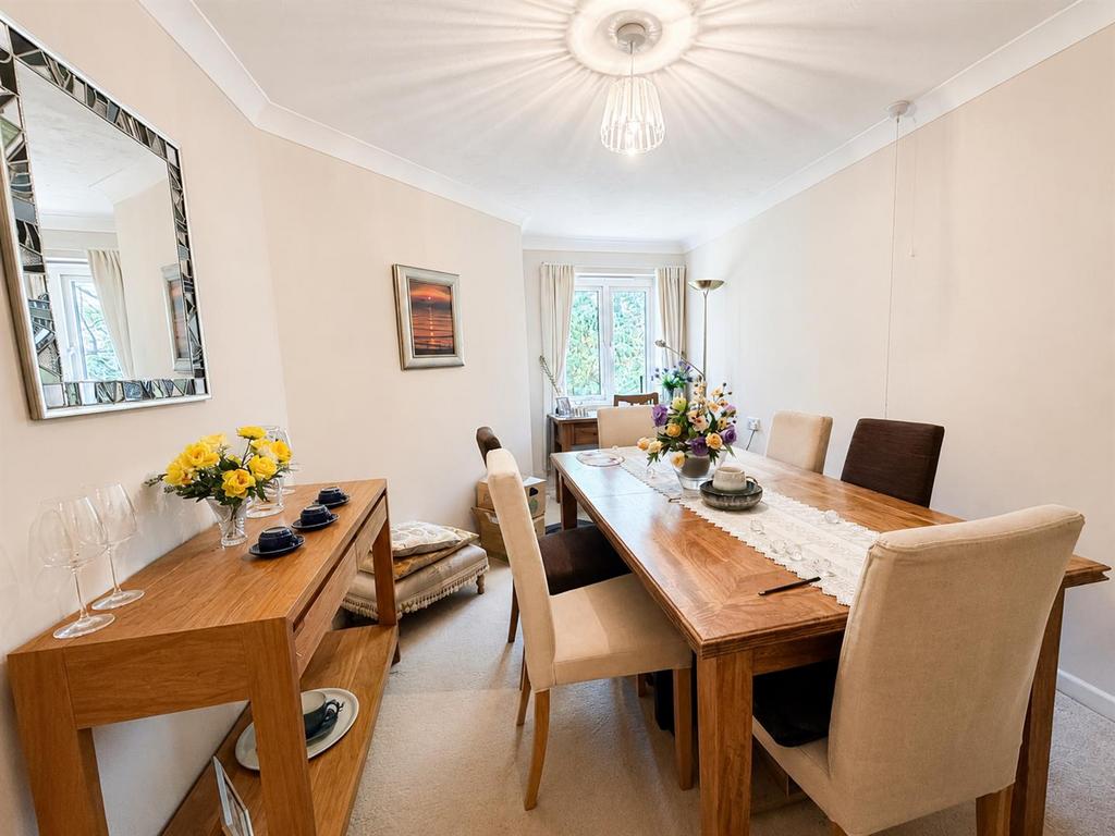 House in Cardiff - View 5