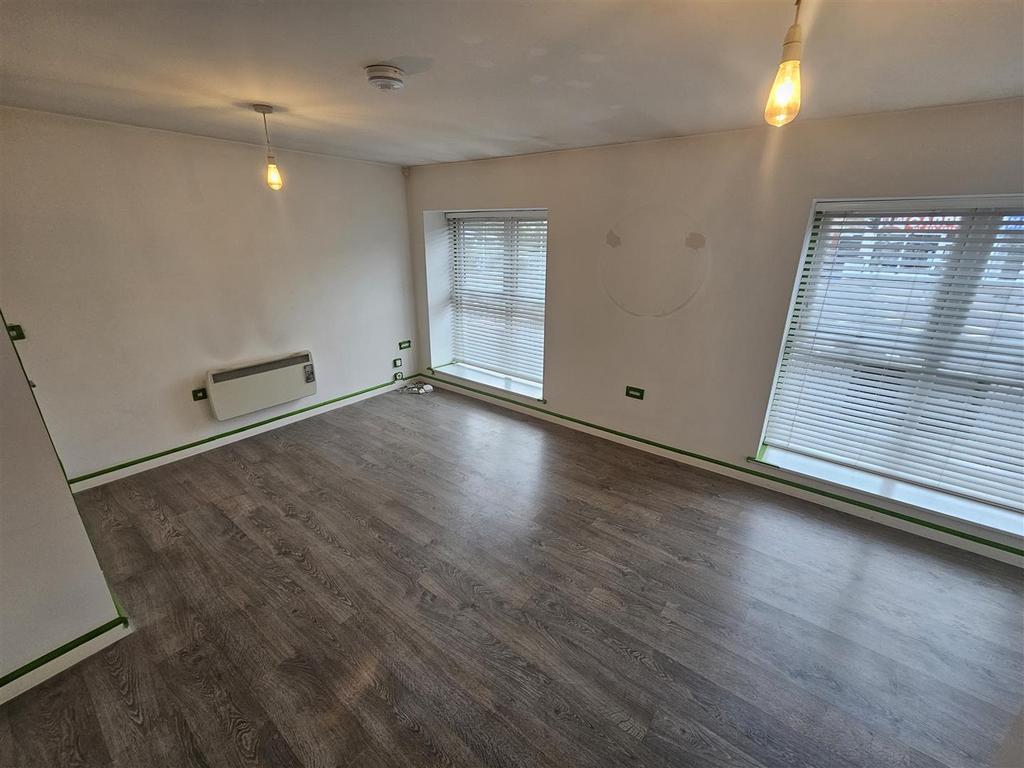 Apartment in Cardiff - View 2
