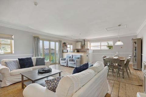 2 bedroom detached house for sale, Detached Coastal Home in Hunstanton just Moments from the Beach