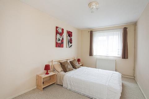 Cricklewood Lane, Child's Hill, London, NW2