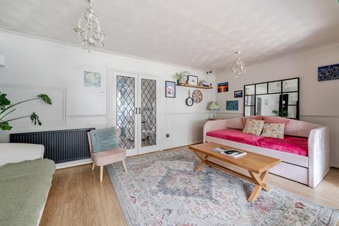 3 bedroom semi-detached house for sale, Kennedy Close, Petts Wood, Orpington, BR5