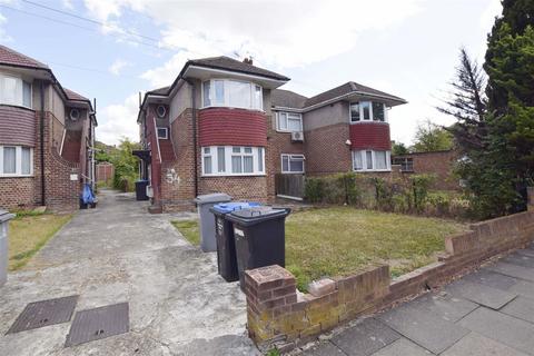 2 bedroom maisonette for sale, Fernwood Avenue, Wembley, Middlesex