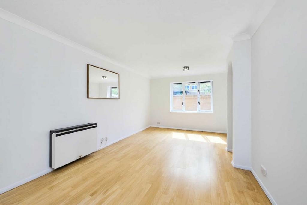 Apartment in London - View 2