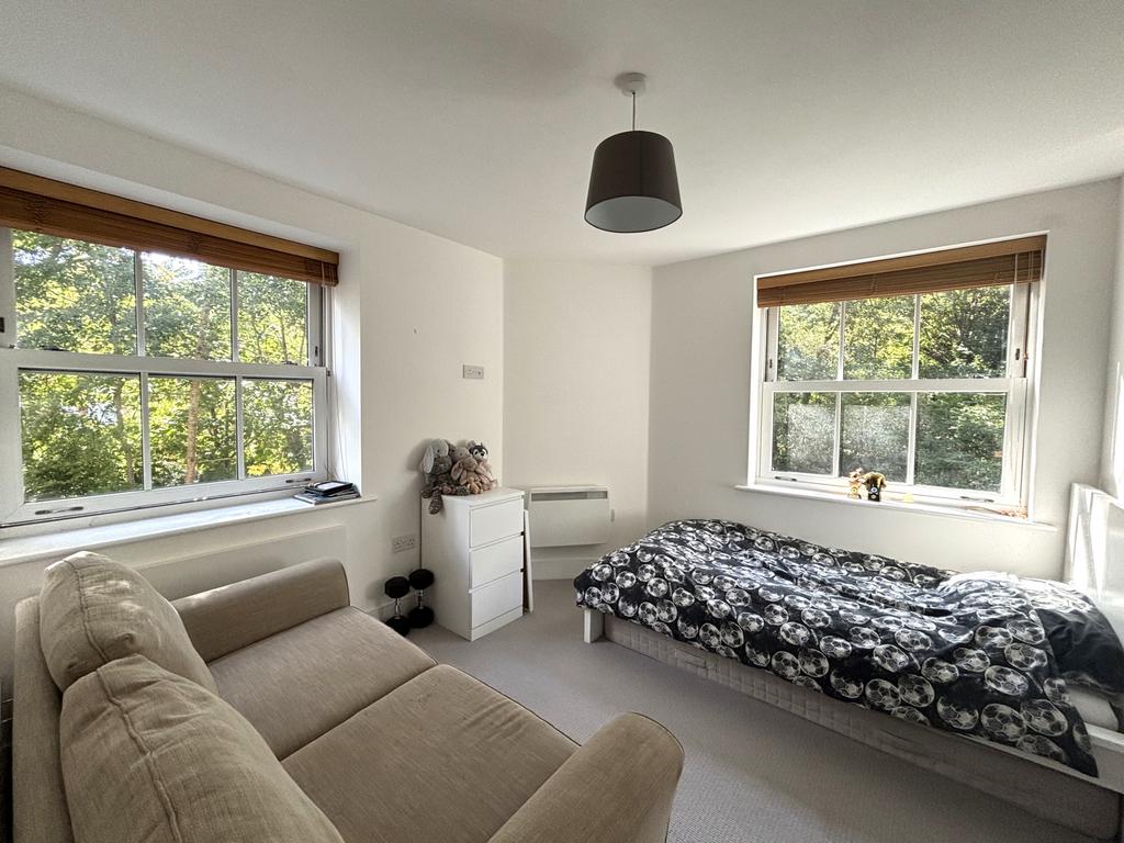 Apartment in Kent - More