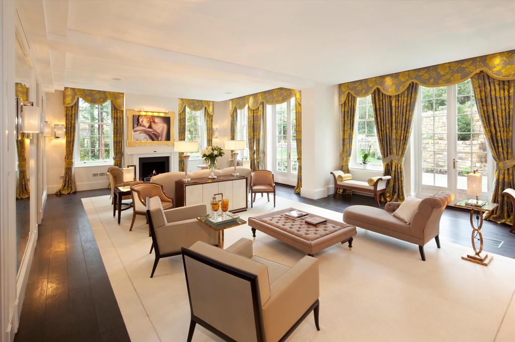 House in London - View 3