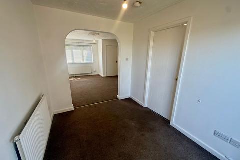 3 bedroom semi-detached house to rent, Nightingale Park, Neath, SA11