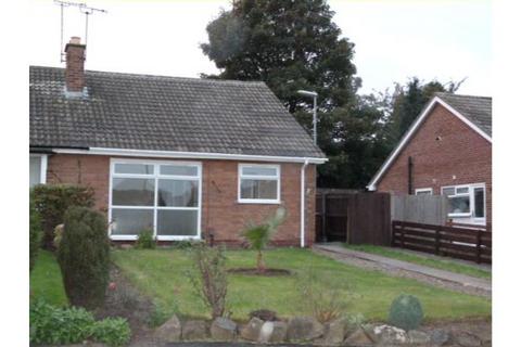 2 bedroom semi-detached bungalow to rent, Linton Close, Leeds LS17