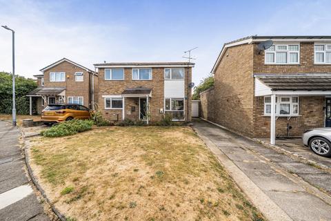 3 bedroom detached house for sale, Allen Close, Bedfordshire LU5