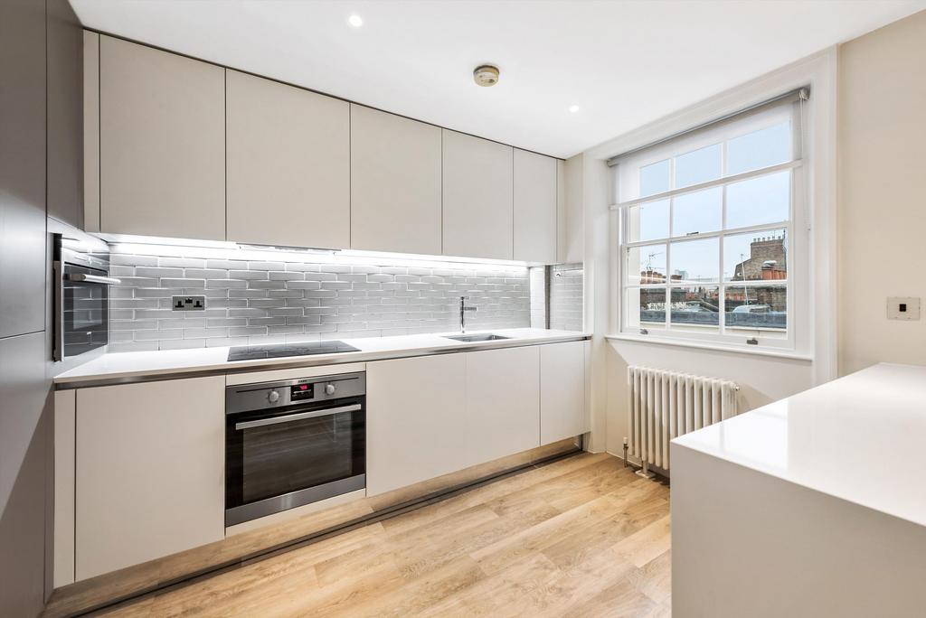 Apartment in London, Belgravia - View 3