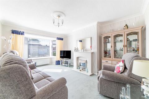 3 bedroom semi-detached bungalow for sale, Ovingham Gardens, Wideopen, NE13