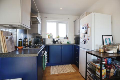2 bedroom flat to rent, Enid Court, Coventry, CV2