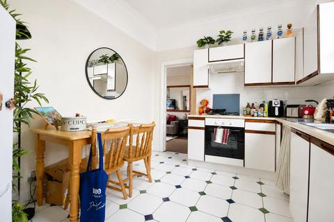 2 bedroom maisonette for sale, Mafeking Avenue, Brentford