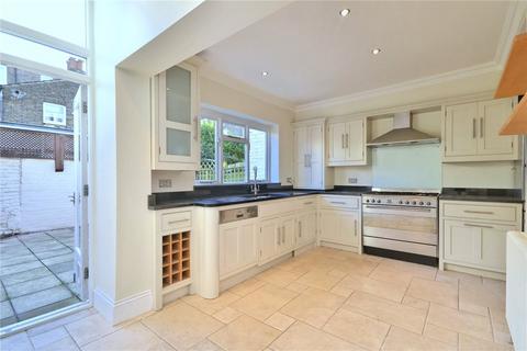 4 bedroom terraced house to rent, First Avenue, London, SW14