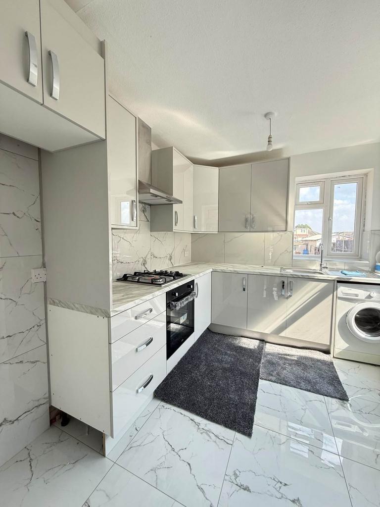 House in Greenford - View 3