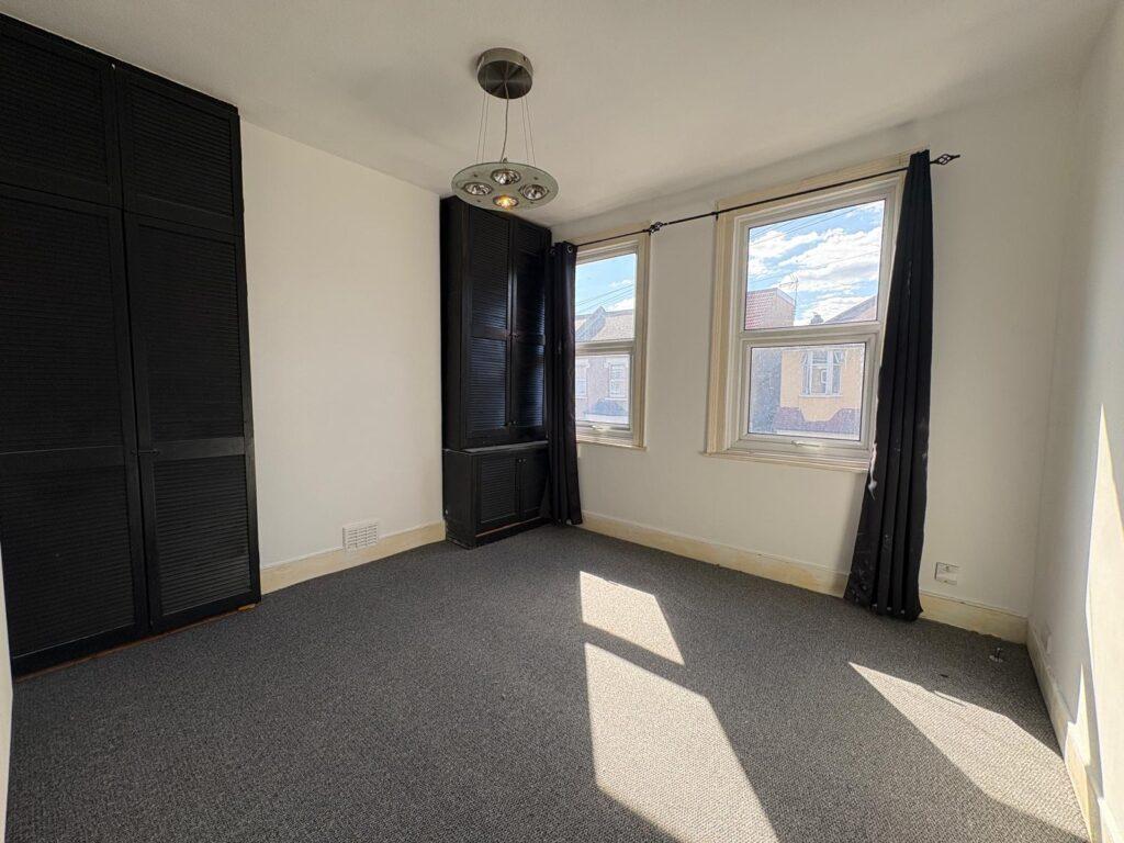 House in Tottenham - View 3
