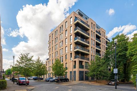 2 bedroom flat to rent, Holman Drive, Southall UB2