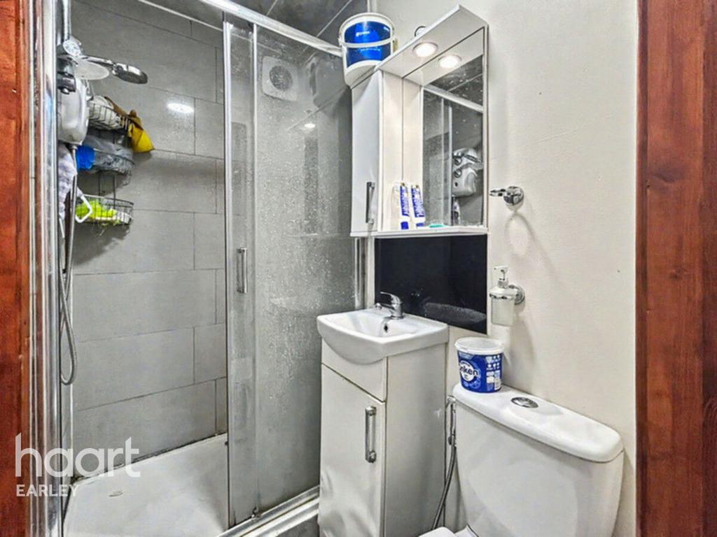 House in Reading - View 2