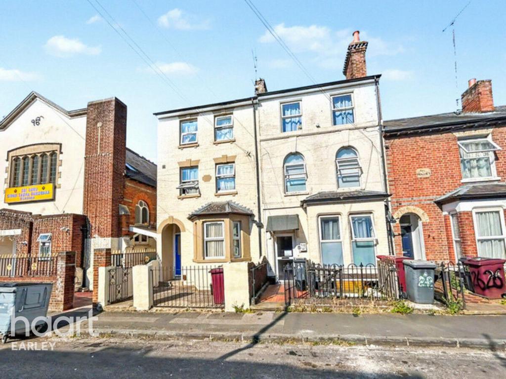 House in Reading - View 4