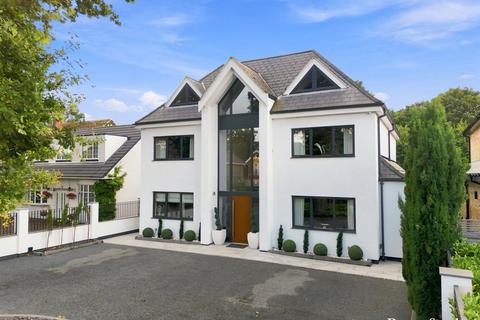 5 bedroom detached house for sale, Nelmes Road, Hornchurch, RM11