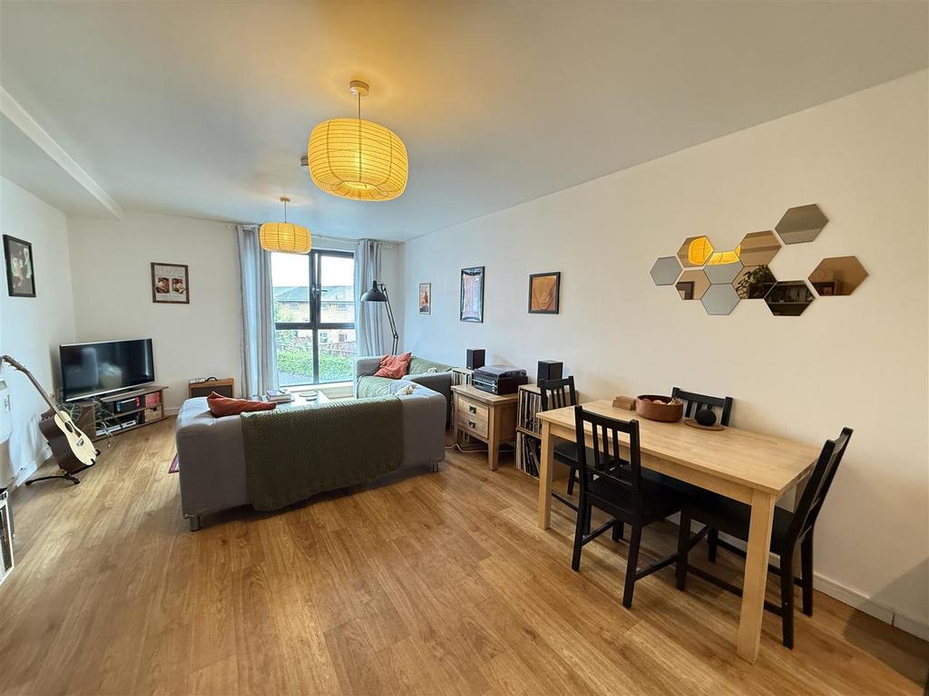 Apartment in Manchester - View 4