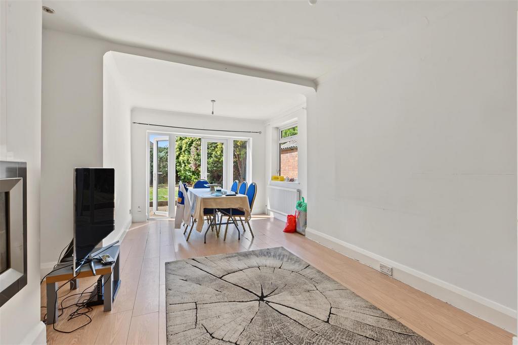 House in Nottingham - View 5