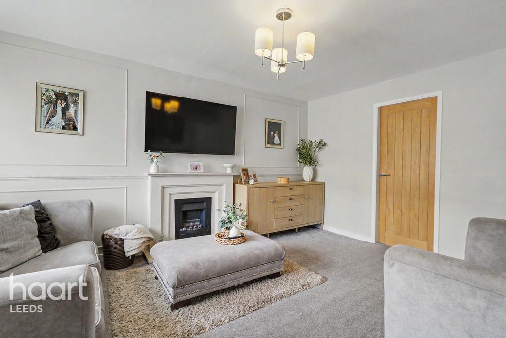 House in Leeds, Rothwell Haigh, Stourton - View 5