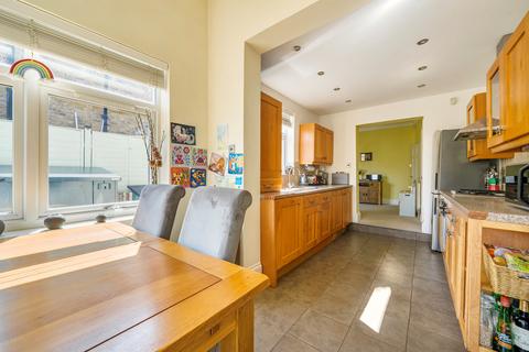 2 bedroom semi-detached house for sale, Birkbeck Road, Enfield