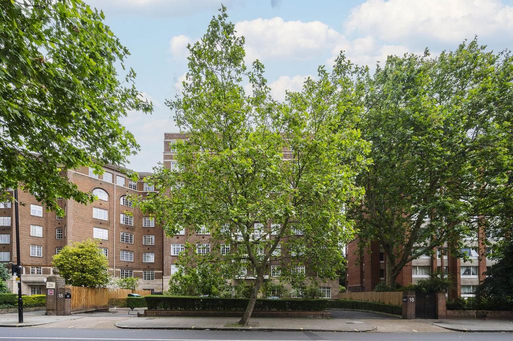 Apartment in London - View 3