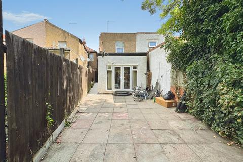Hale Lane, London, NW7