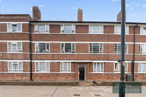 Edgware HA8