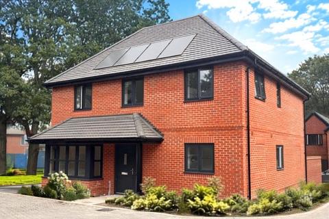 3 bedroom detached house for sale, Bakeham Lane, Englefield Green, Egham