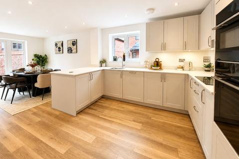 3 bedroom detached house for sale, Bakeham Lane, Englefield Green, Egham