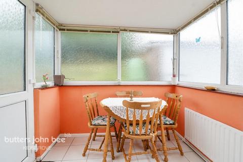 3 bedroom detached bungalow for sale, Derby Road, Talke, ST7 1SG